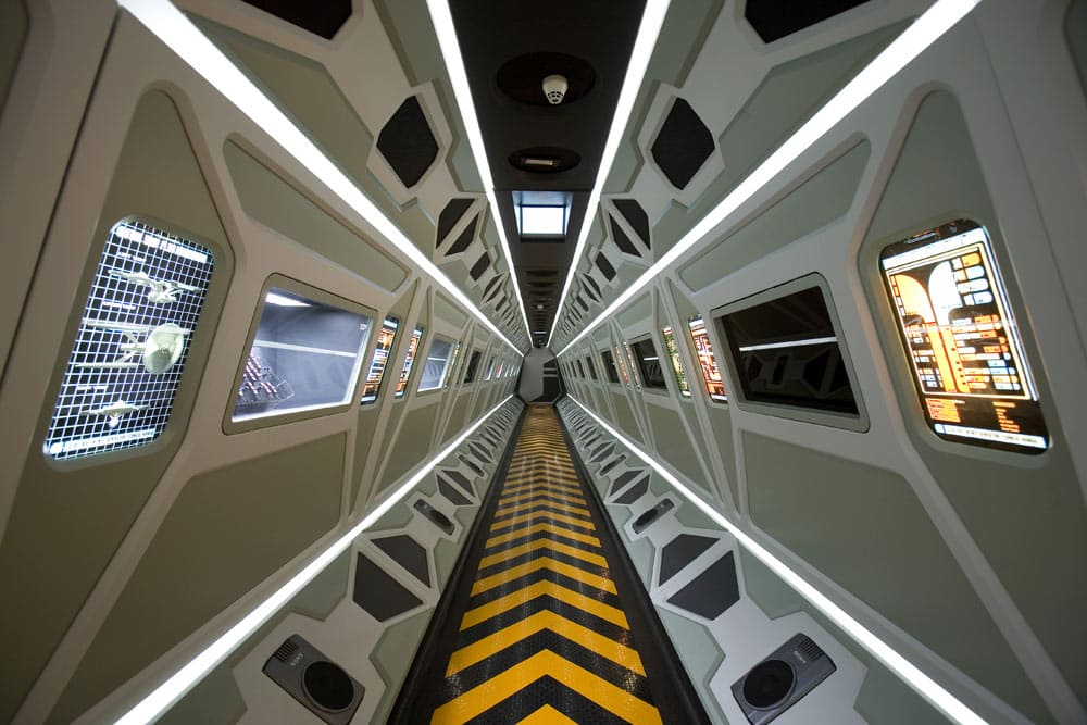 FSC news Paolo Nespoli on the B737NG sim tunnel